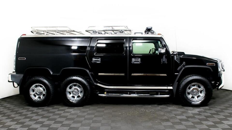 Hummer H2 od Rida Motors.