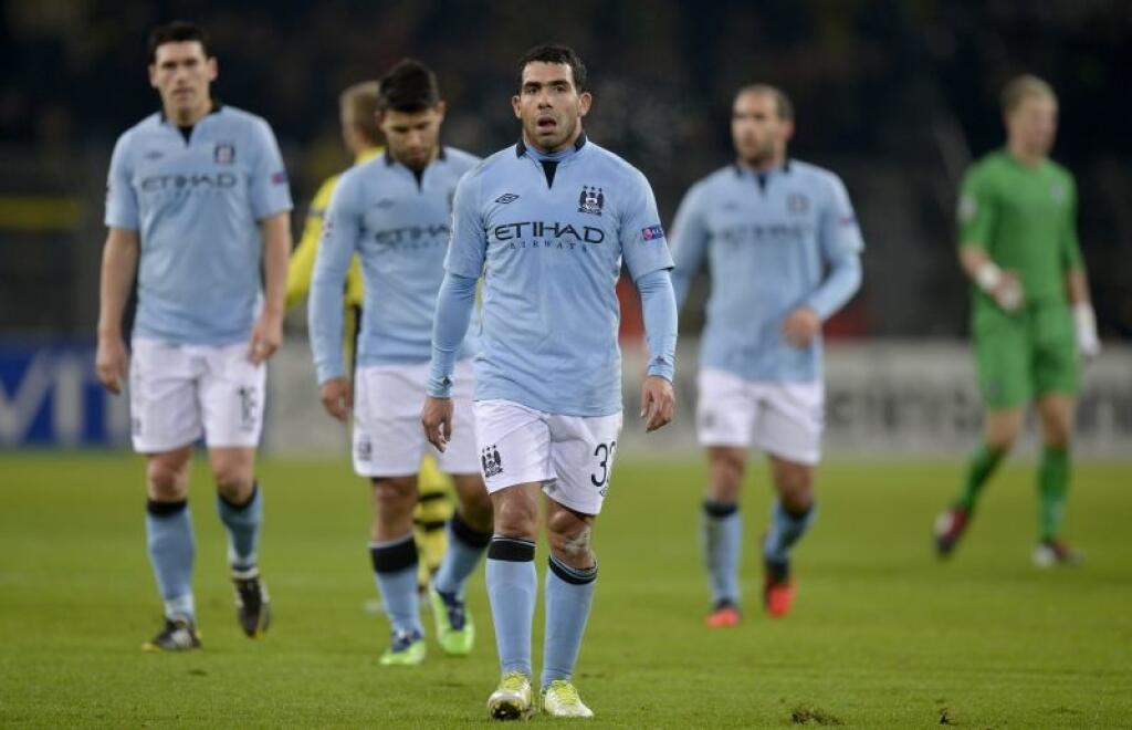 V júli 2009 podpísal Tévez päťročný kontrakt s mestským rivalom Manchestru United - City.