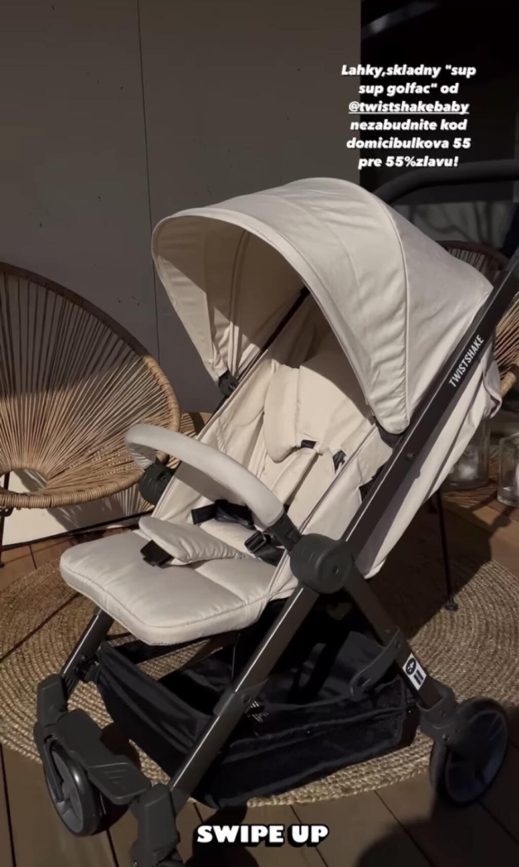 Už aj Cibulkovej synček pociťuje, aké to je žiť v luxuse, Jakubko sa po novom vyváža v kočíku značky Twistshakebaby, ktorého cena je 700 eur.