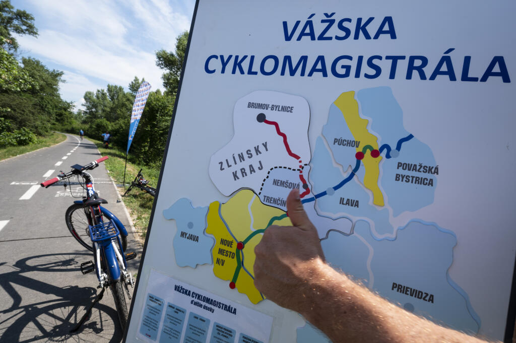 Vážska cyklomagistrála