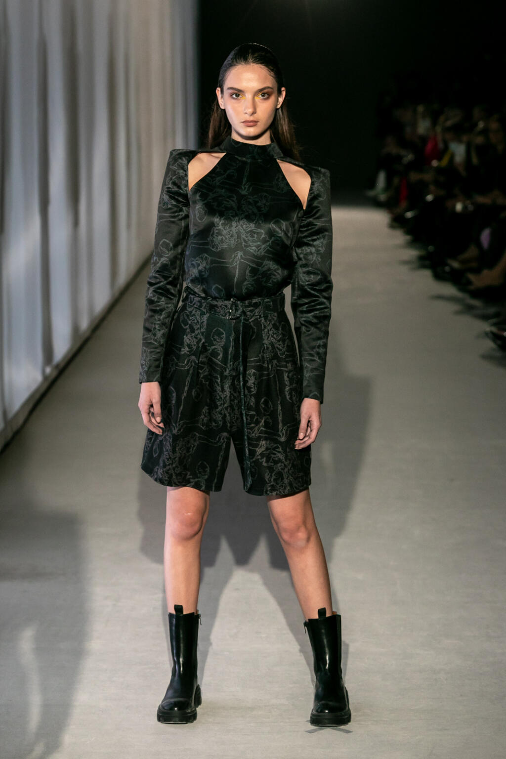 Kolekcia Narcissus dizajnéra Borisa Hanečku na Fashion LIVE! 2021.