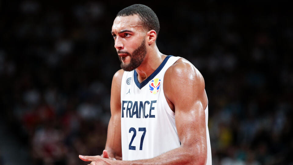 Rudy Gobert sa kvôli komisárom nevyspal.