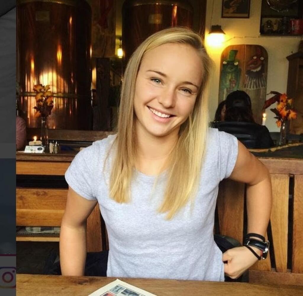Rebecca Šramková už niekoľko rokov reprezentuje SR vo Fed Cupe.
