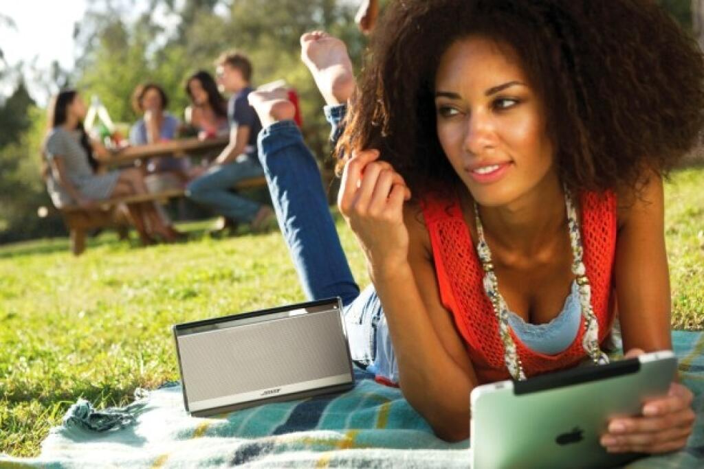 Bose SoundLink Wireless: Hudobný luxus na cesty