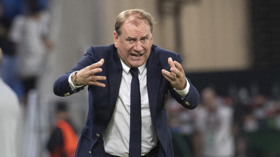 Tréner Vladimír Weiss starší (58) priznal, že to v klube škrípe a niečo nie je v poriadku.