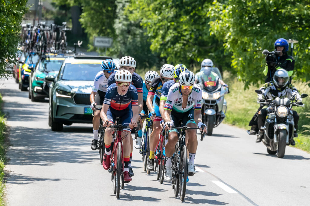Peter Sagan suverénnym spôsobom ovládol slovenský šampionát. V Bánovciach nad Bebravou mal oboch rodičov, ktorí sa však obchádzali.