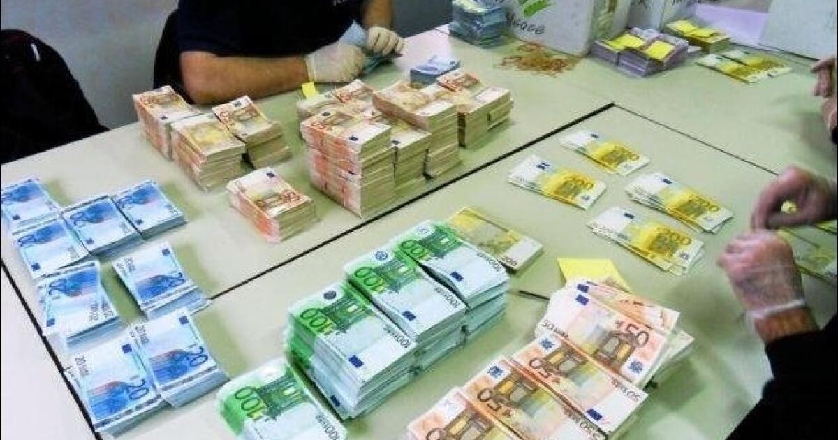 The state took 680 million euros to banks last year The state took 680 million euros to banks last year