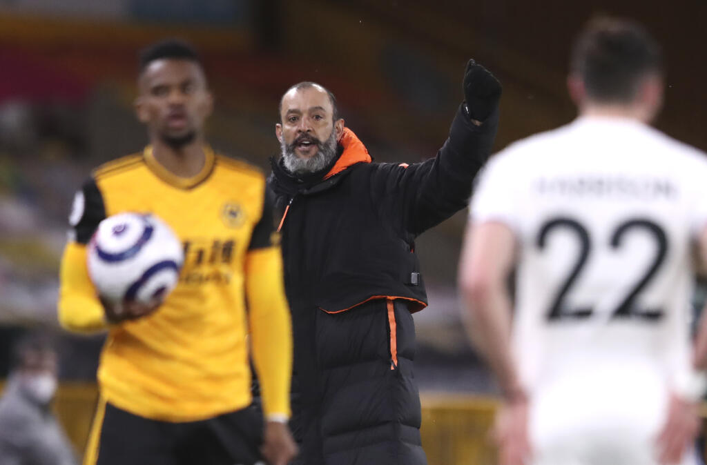 Spurs zasa prehrali v lige tretíkrát v sérii a dovolili