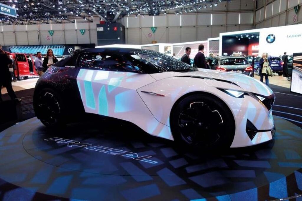 Ženevský autosalón: Atraktívne štúdie aj najrýchlejšie stroje
