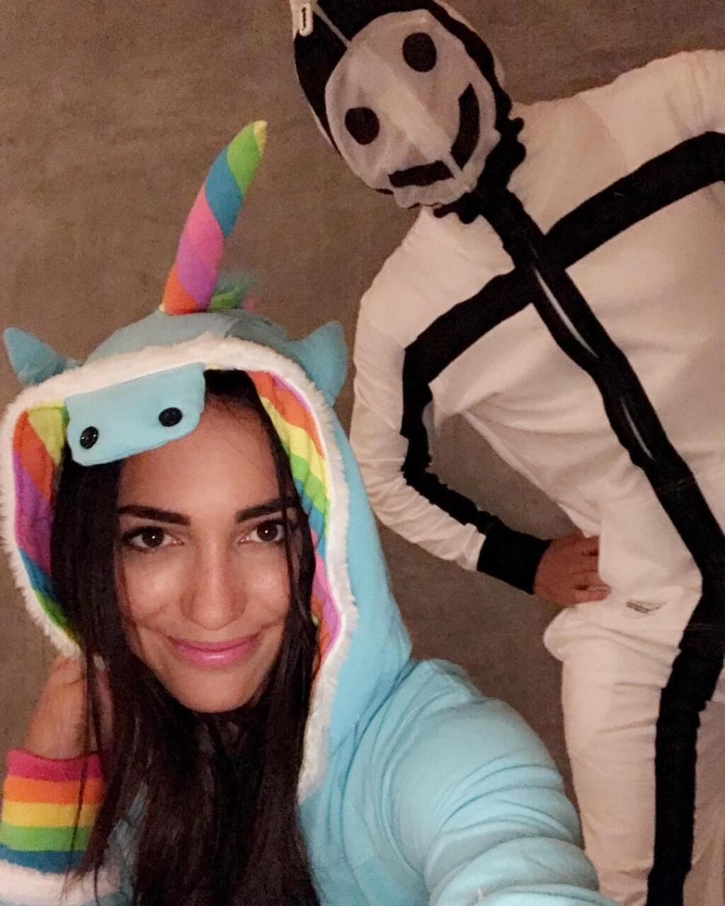 Allison Stokke stále športuje a udržuje sa vo forme.