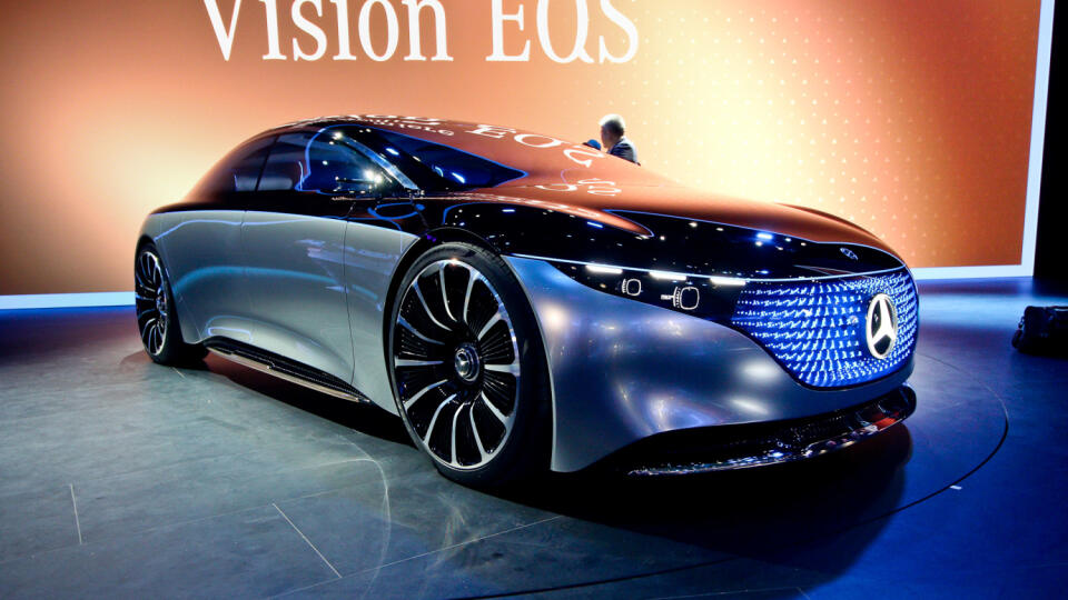 Mercedes-Benz Vision EQS.