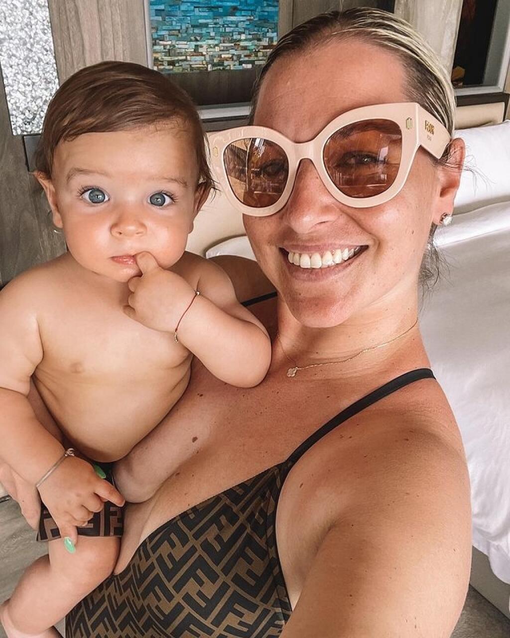 Dominika Cibulková rada a často ukazuje na Instagrame svojho drobca.