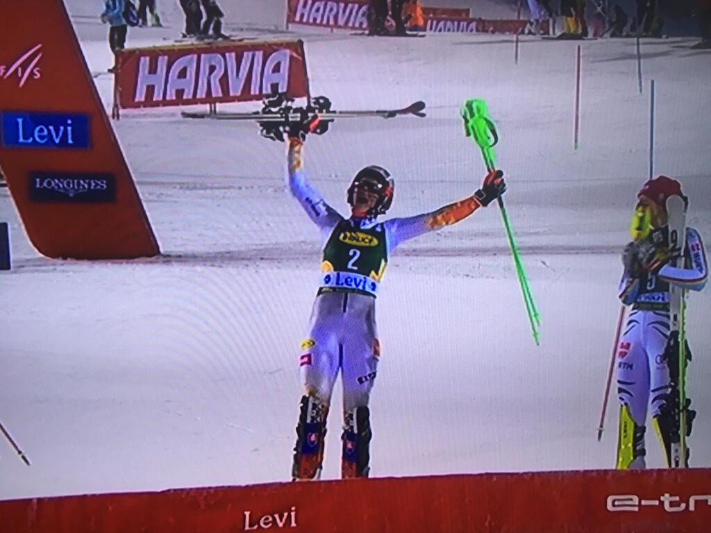 Vlhová po famóznom výkone triumfovala v slalome v Levi, predskočila druhú Shiffrinovú a tretiu Dürrovú.