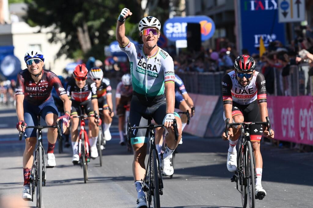 Peter Sagan zvíťazil v desiatej etape na Giro d'Italia.