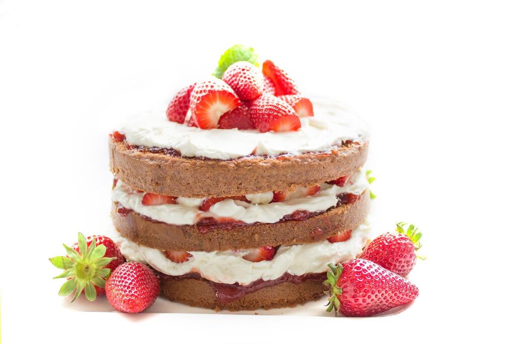 jahodovo-kakaová celozrnná torta
