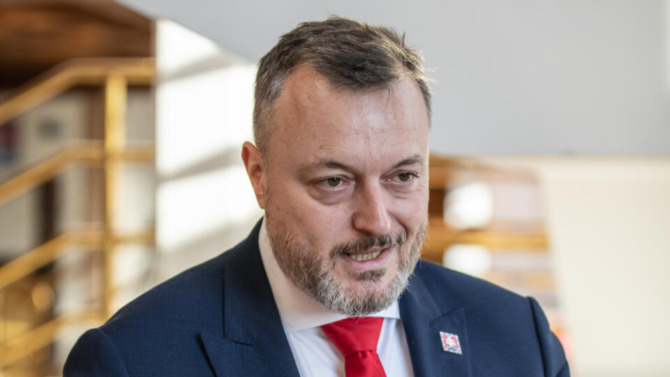 Rozhovor s kandidátom na prezidenta Milanom Krajnakom