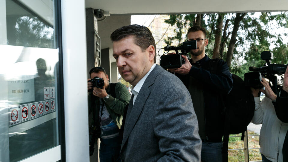 Na snímke Ladislav Bašternák na súde vo veci neodvedenia dane a poistného.