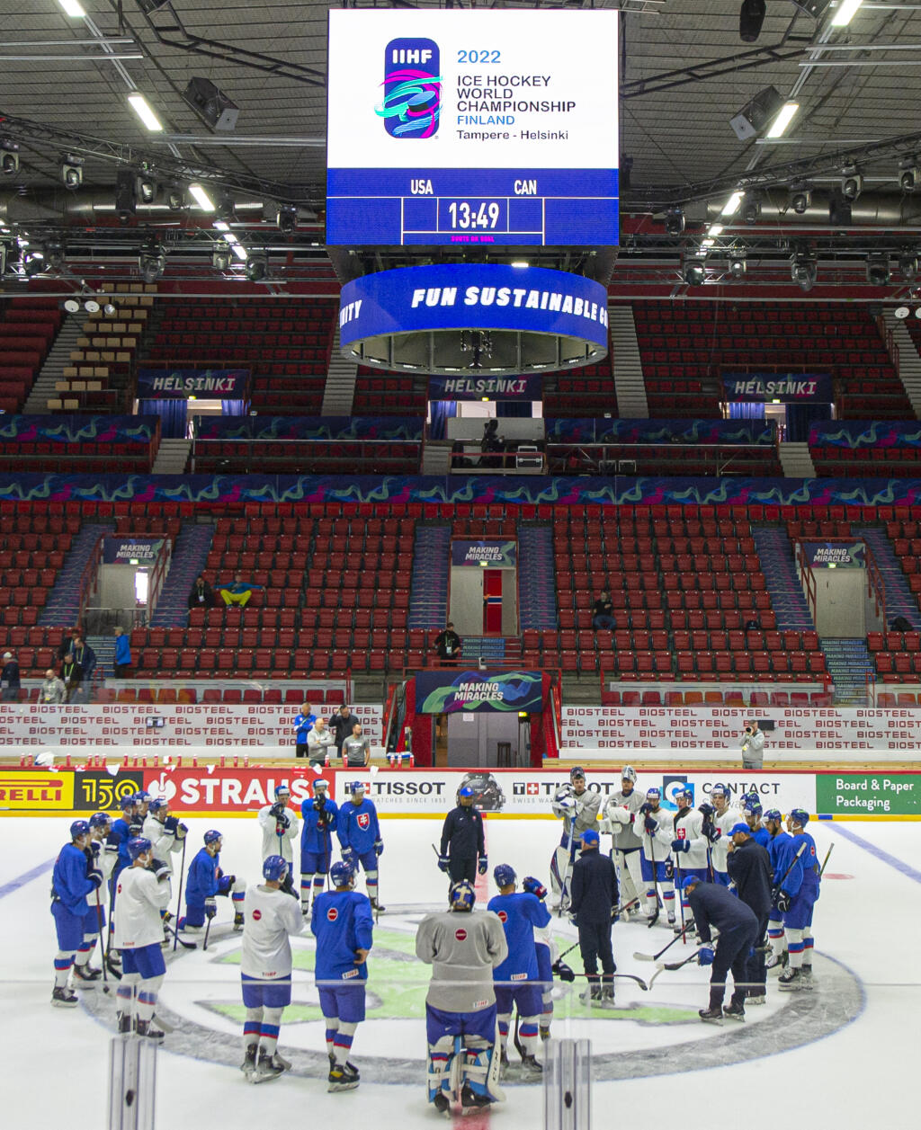 Prvý tréning slovenskej hokejovej reprezentácie pred štartom MS v Helsinkách.