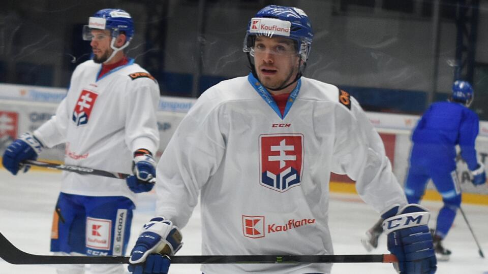 Hokejový klub HC Slovan Bratislava získal do svojich radov produktívneho útočníka Marcela Haščáka.