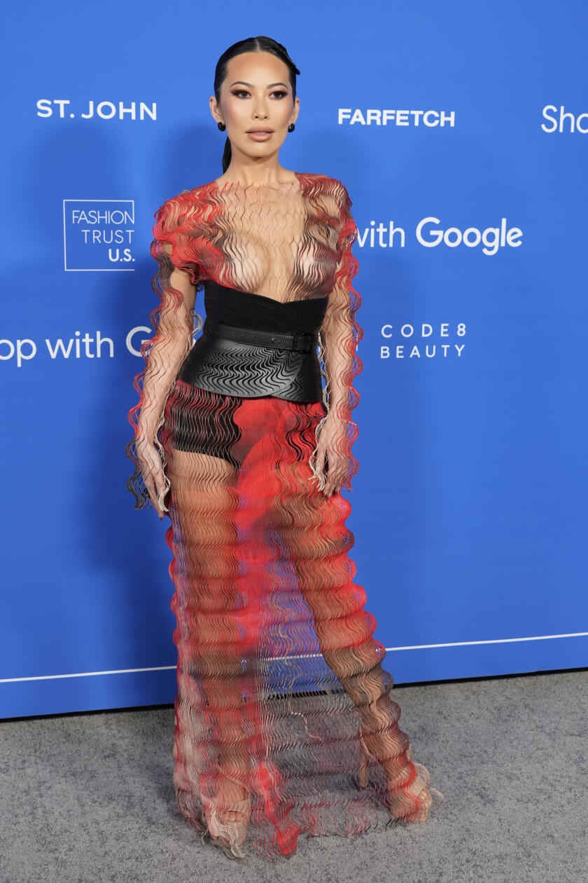 EBE 20 Los Angeles - Na snímke taiwanská herečka Christine Chiu prichádza na prvé udeľovanie cien organizácie Fashion Trust US Awards v Goya Studios v Los Angeles v noci na 22. marca 2023. Fashion Trust US Awards je nezisková organizácia, ktorá sa zameriava na objavovanie najtalentovanejších mladých dizajnérov. FOTO TASR/AP
Christine Chiu arrives at the Fashion Trust U.S. Awards on Tuesday, March 21, 2023, at Goya Studios in Los Angeles. (AP Photo/Chris Pizzello)