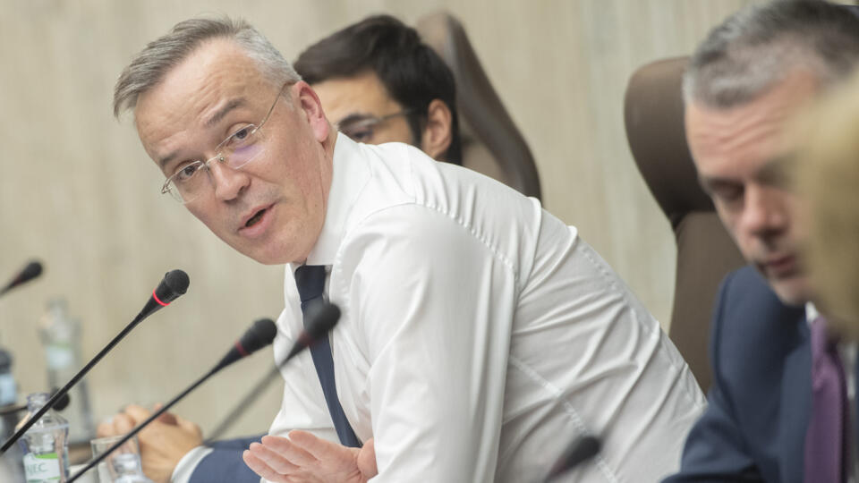 Na snímke štátny tajomník ministerstva financií SR Marcel Klimek počas rokovania Hospodárskej a sociálnej rady SR v Bratislave v stredu 12. októbra 2022 v Bratislave. FOTO TASR - Martin Baumann