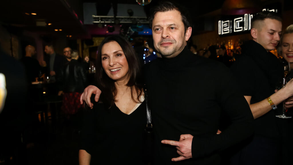 Mediálna párty televízie Markíza v jednom z Bratislavských podnikov. Na snímke Henrieta Mičkovicová a Alexander Bárta.