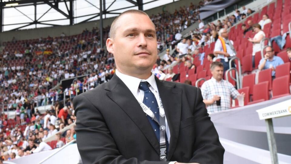 Peter France