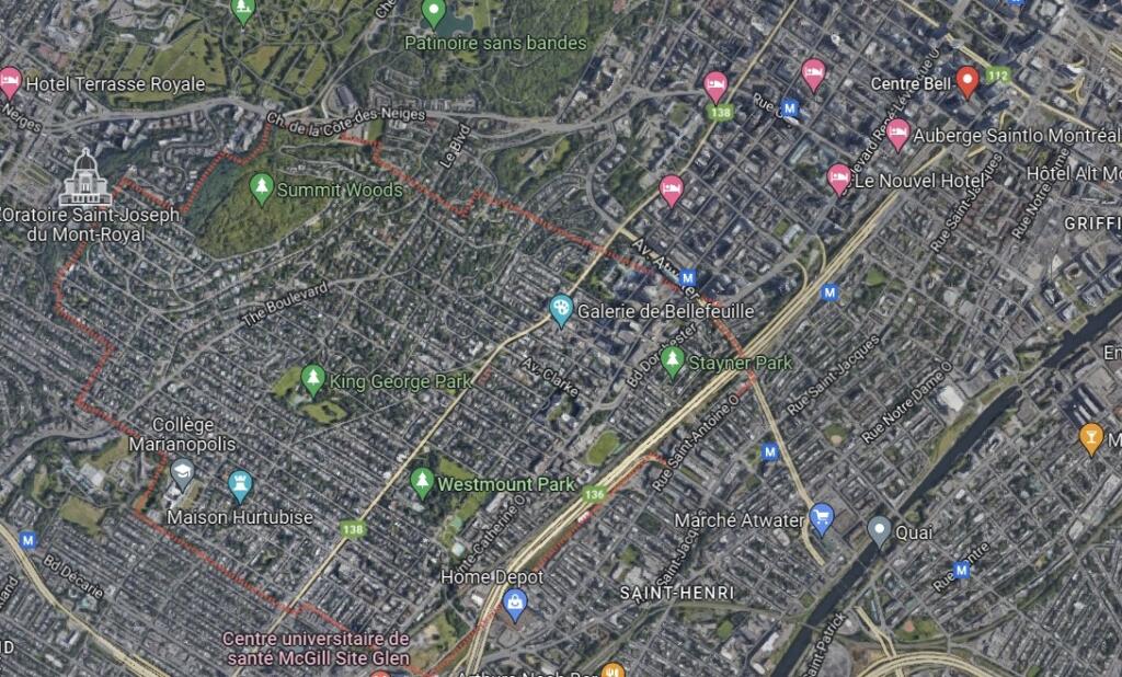 A kde býva draftová jednotka? Kvázi na skok to má Juraj zo štvrti Westmount (v červenom) aj na štadión (Bell Centre) a nemá ani núdzu o priestor. „Ten mi vôbec nechýba, veď dom má až štyri poschodia!“ hovoril Slafkovský s úsmevom zámorským médiám.