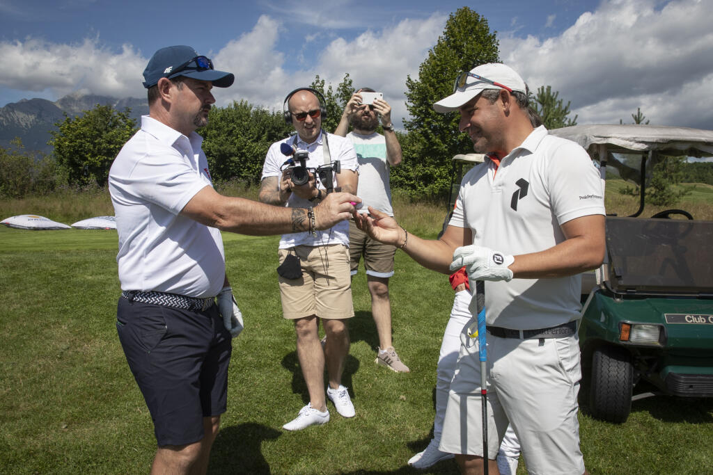 Na golfovom turnaji si zahrali nielen hokejové legendy a Rory Sabbatini, ale aj známi herci. Na fotke Filip Tůma.