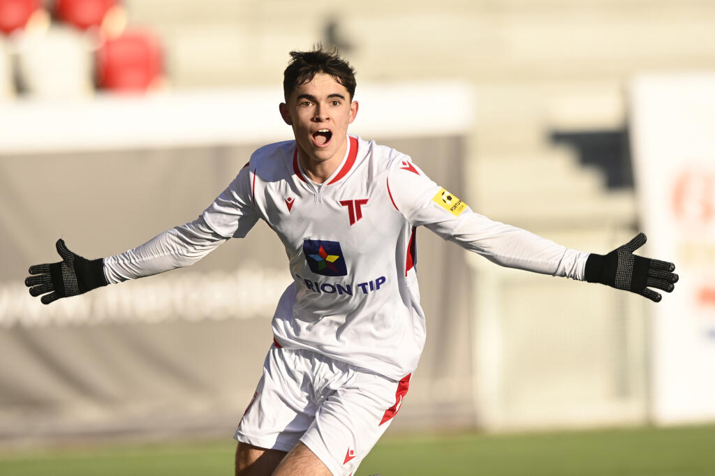 Na snímke Lucas Demitra (AS Trenčín) oslavuje gól počas zápasu 19. kola Fortuna ligy AS Trenčín - FK DAC 1904 Dunajská Streda, 14. februára 2021 v Trenčíne. FOTO TASR - Radovan Stoklasa