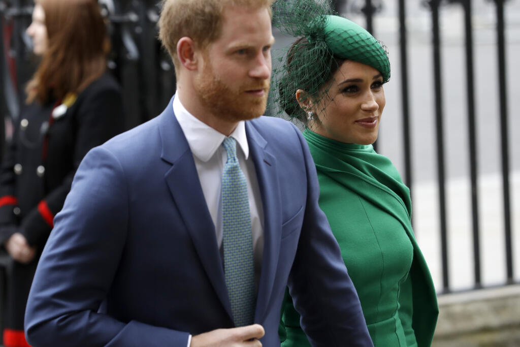 WA 4 Londýn archív - Na archívnej snímke z 9. marca 2020 britský princ Harry a jeho manželka Meghan prichádzajú na slávnostnú omšu pri príležitosti 71. výročia Commonwealthu vo Westminsterskom opátstve v Londýne. Harry a Meghan splatili 2,4 milióna libier (2,7 milióna eur) z peňazí daňových poplatníkov, ktoré boli použité na renováciu ich britského sídla Frogmore Cottage nachádzajúceho sa neďaleko zámku Windsor. Informovala o tom v pondelok 7. septembra 2020 agentúra AP s odvolaním sa na ich hov