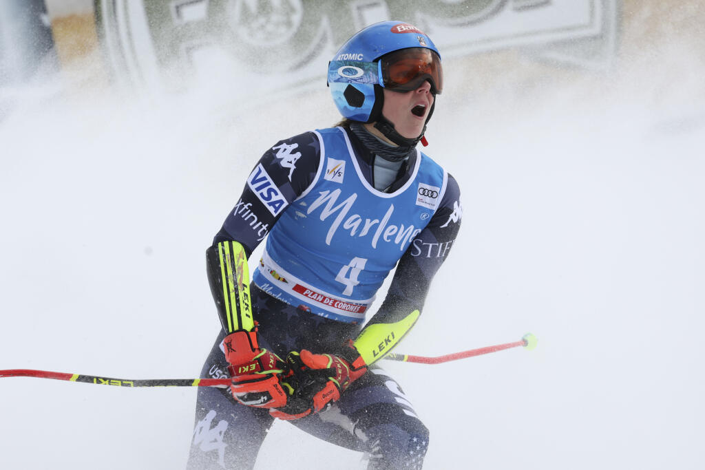 Shiffrinová v 2. kole takmer stratila náskok, ale nakoniec vyhrala.