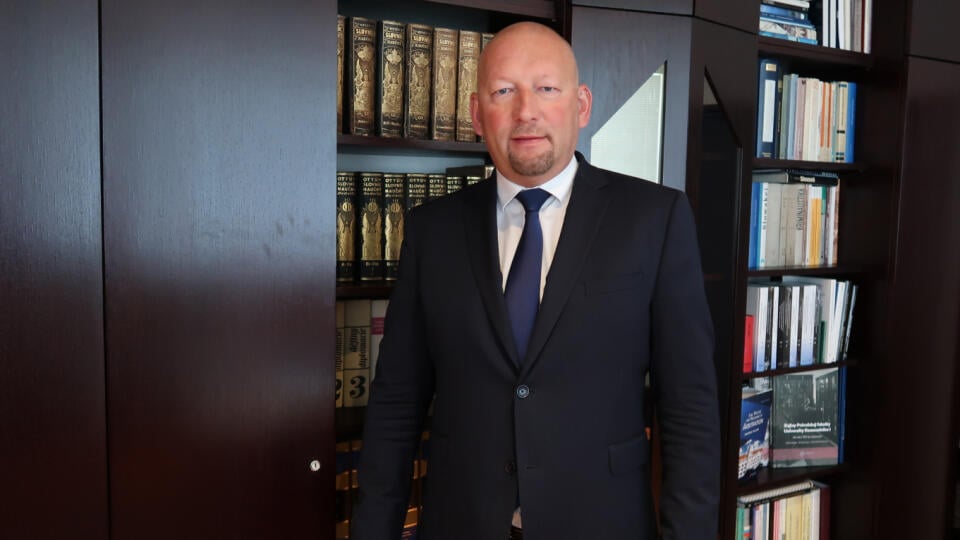 Na snímke z 12. októbra 2022 v Bratislave predseda Slovenskej advokátskej komory Martin Puchalla. FOTO TASR - Ondrej Hercegh