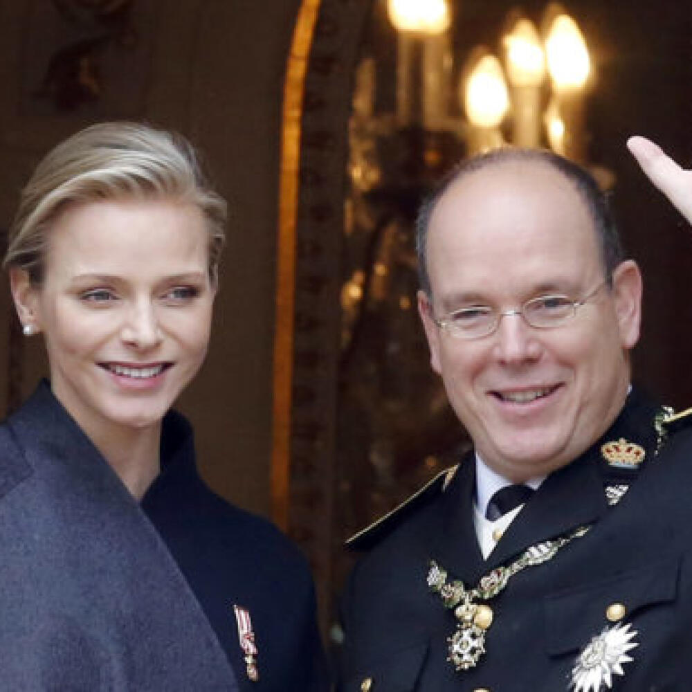 Monacké knieža Albert II. s manželkou Charlene.