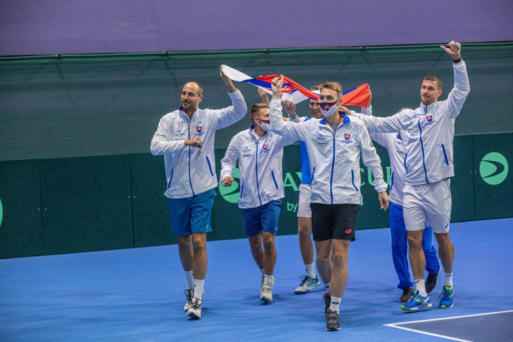 Slovenskí tenisti vyhrali nad Čile 3:1 a postúpili do kvalifikácie o finálový turnaj.