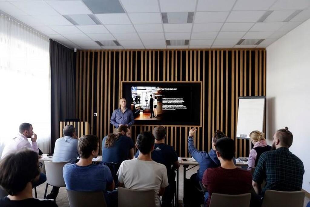 StartupAwards sú FutureNow. Startupistov čaká bohatý program, prestíž i lákavá výhra.