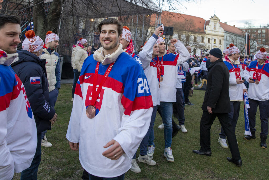 Ťažké rozhodovanie čakalo aj Patrika Rybára. Slovenský brankár bol v tejto sezóne oporou Dinama Minsk, to už z play-off vypadlo.