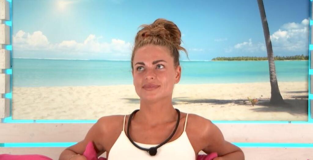 Tereza z Love Island bez mejkapu.