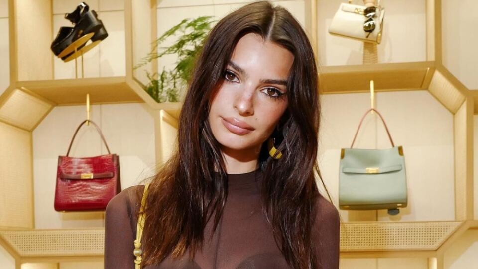 Emily Ratajkowski patrí právom k najkrajším ľuďom tejto planéty.