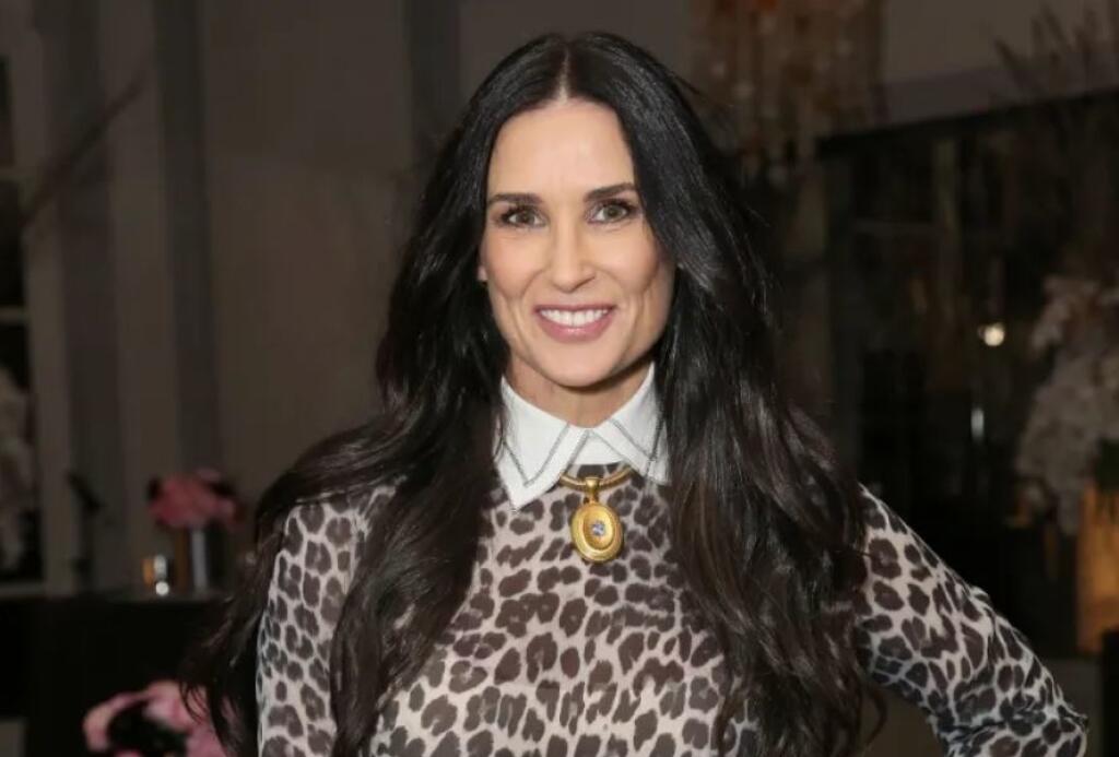 Demi Moore pobúrila internet svojou kúpeľňou.