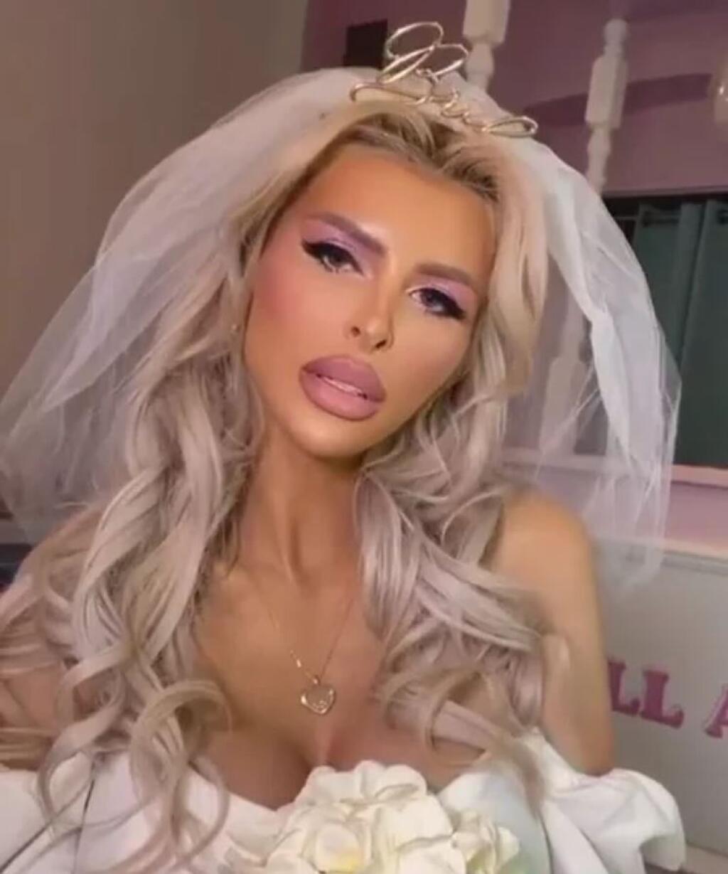 Takto vyrazila Lela na svoju rozlúčku so slobodou.