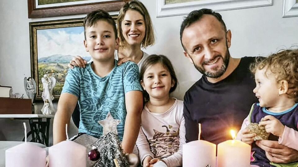 KRESŤANIA
Vianočný čas sa pre nich začína prvým adventom.