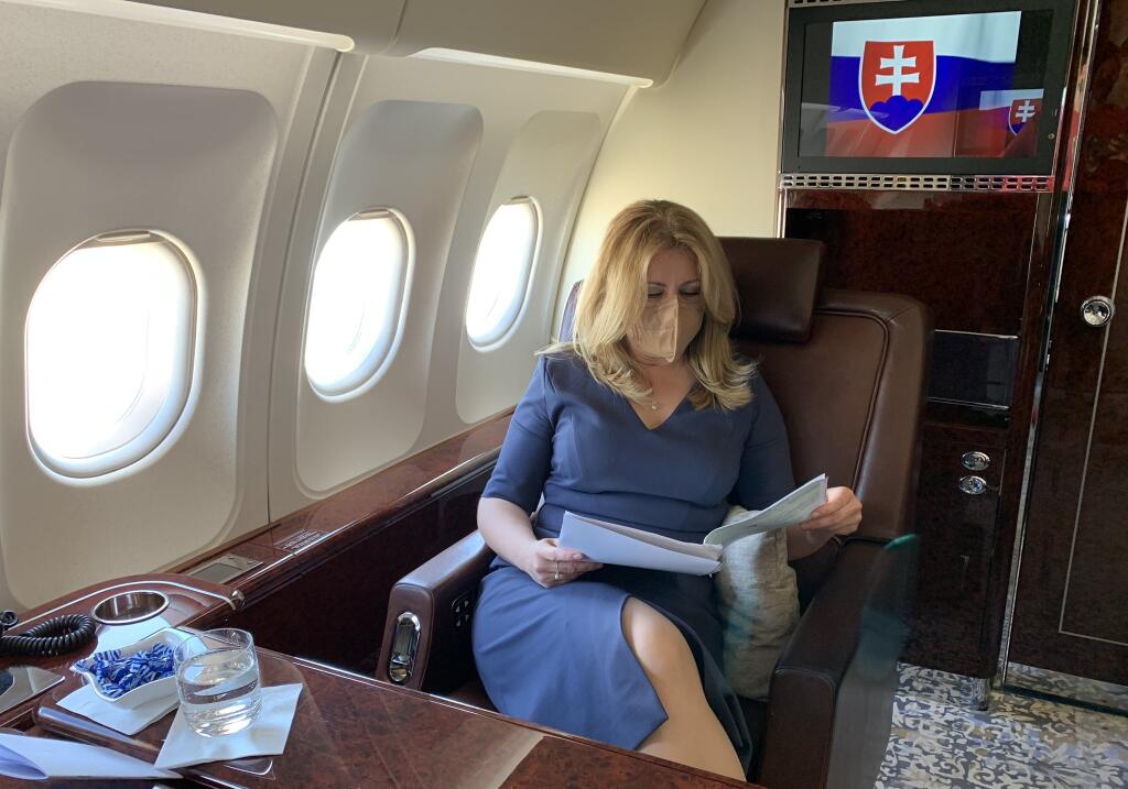 Z. Čaputová sa pred samitom NATO stretla s eurokomisárkou V. Jourovou