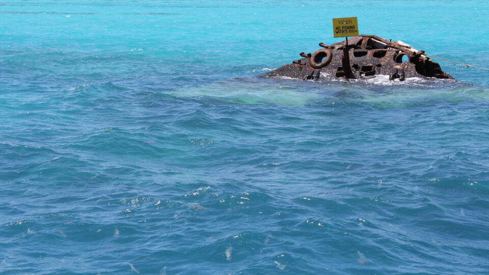 Shipwreck,At,The,Bermuda,Triangle