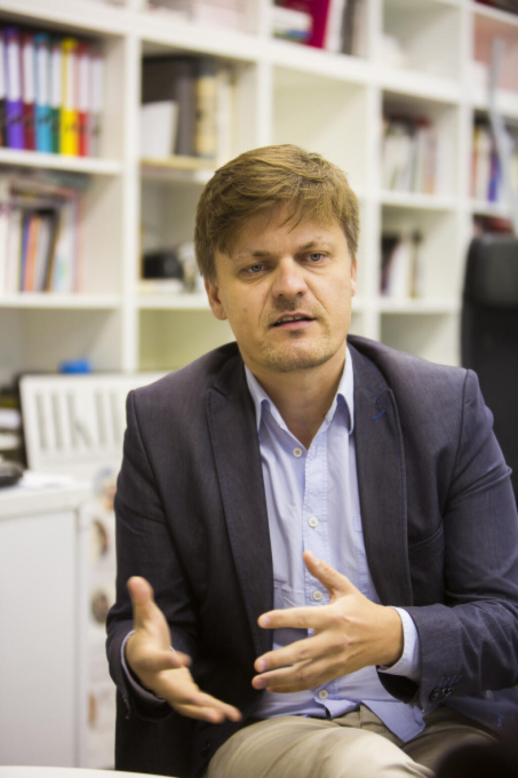 Jozef Kovalčík - prorektor VŠVU