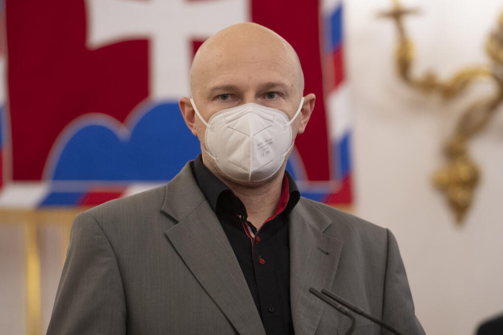Virológ Boris Klempa.