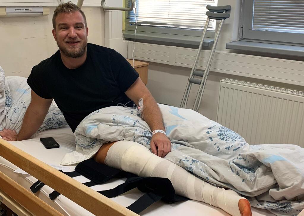 Lukáš Adamec absolvoval operáciu.