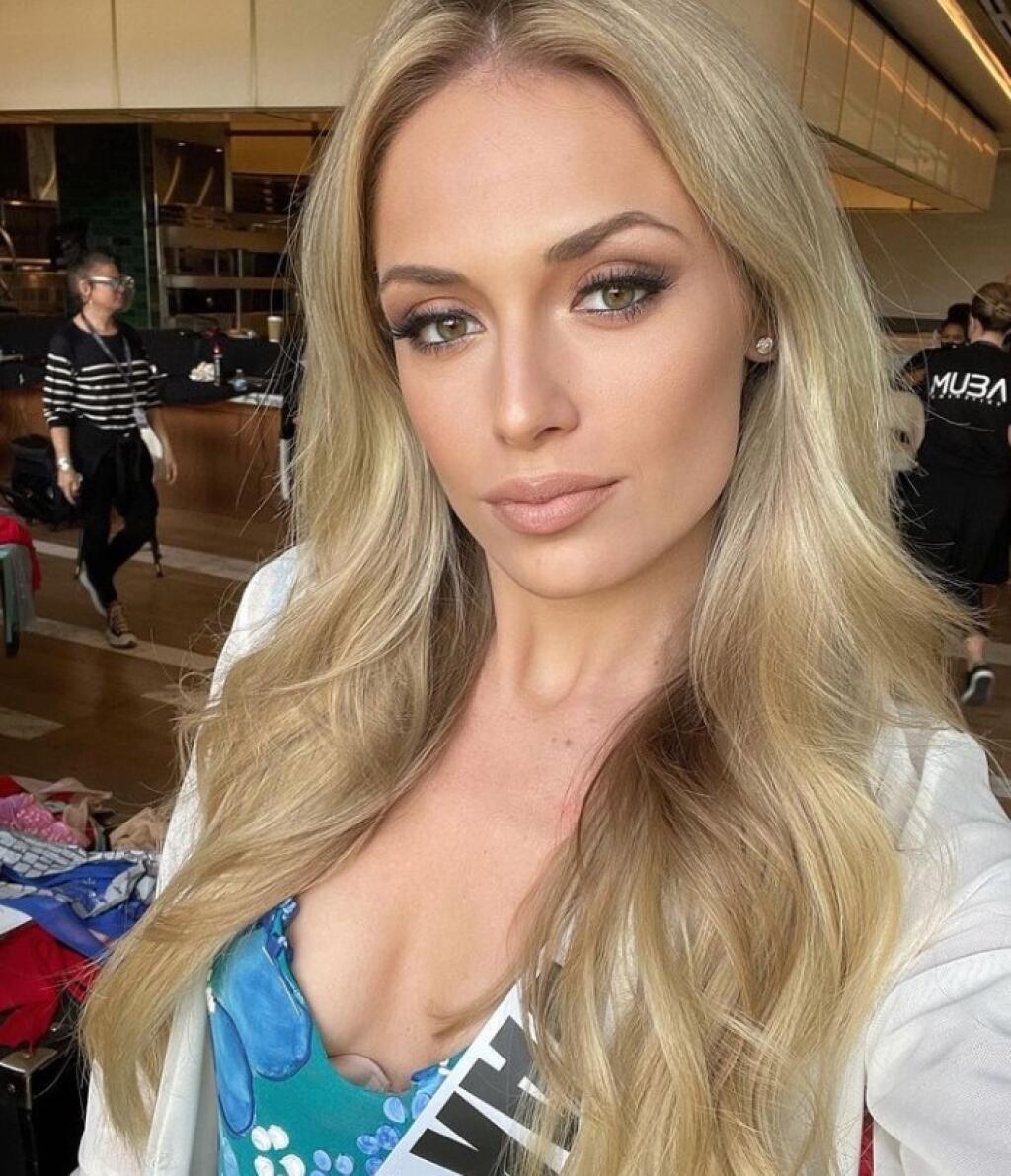Finalistka Miss Universe si získala srdce nášho obrancu v NHL Christiána Jaroša.