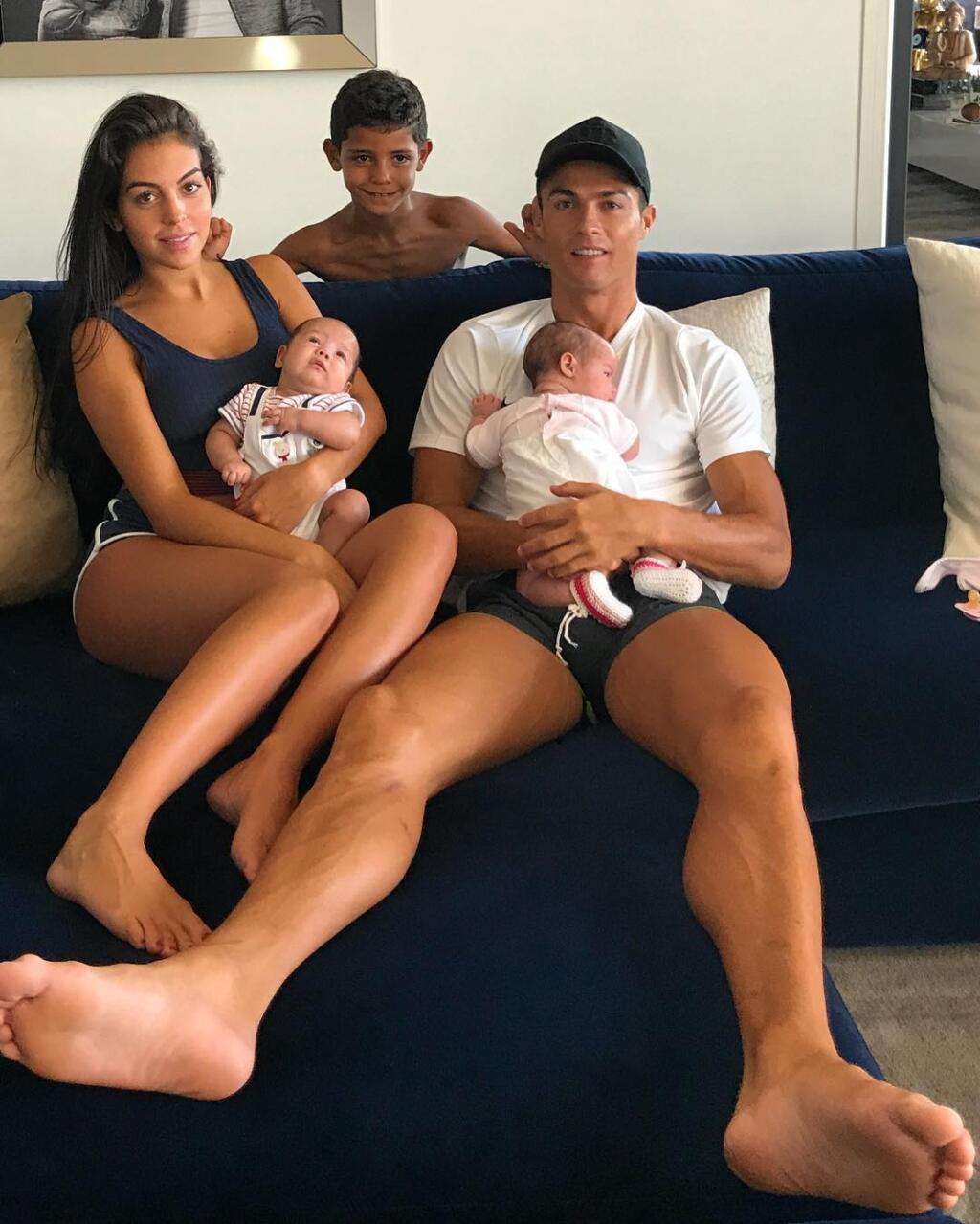 To isté platí aj o Georgine. Ronaldo v nej vždy nachádza tú najväčšiu podporu.