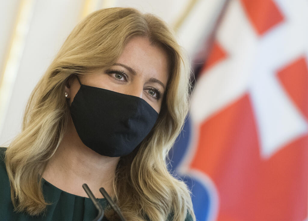 Na snímke prezidentka SR Zuzana Čaputová počas vyhlásenia k prípadu Jozefa Chovanca, ktorý zomrel v roku 2018 v Belgicku, 10. septembra 2020 v Bratislave. FOTO TASR - Martin Baumann

